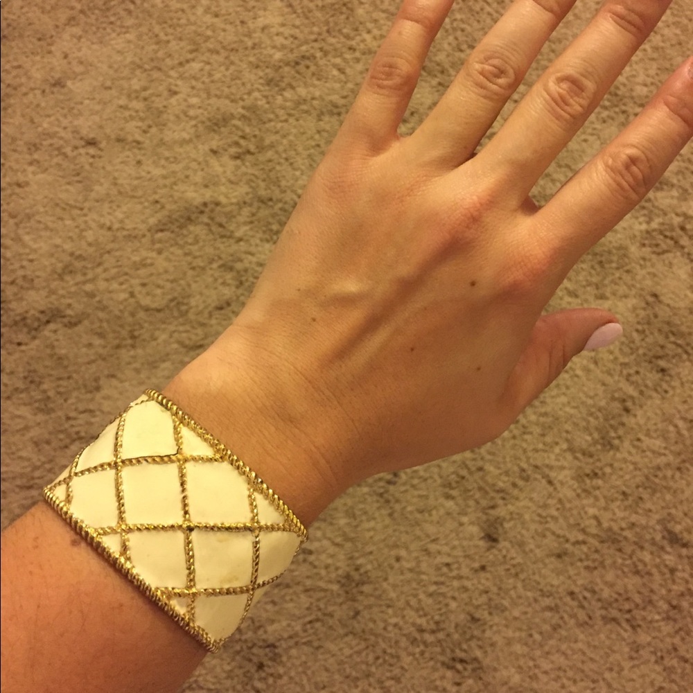 Lilly Pulitzer white and gold cuff bracelet.